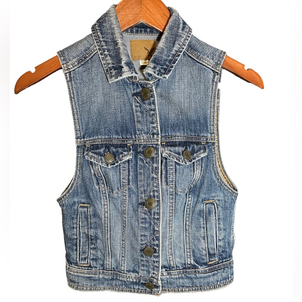 American Eagle Jean Vest Size XS